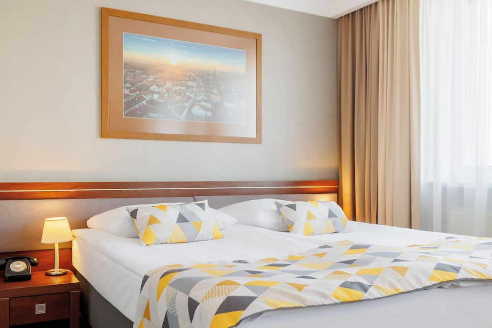 Superior Double or Twin Room photo 1