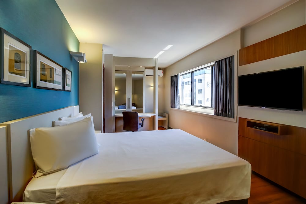 Superior Suite, 1 Queen Bed, Non Smoking - Photo 12