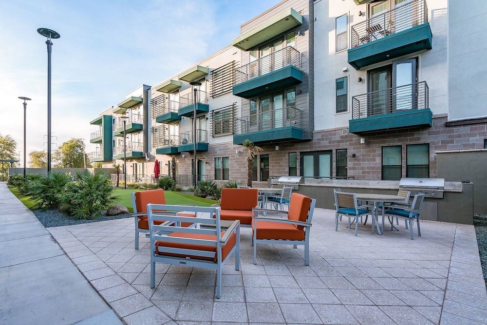 Modern 2BR Cozysuites on Town Lake Waterfront 03, Foto 51