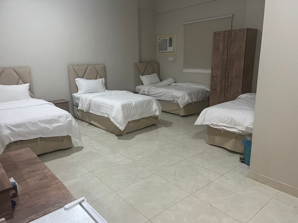 Design Quadruple Room photo 1