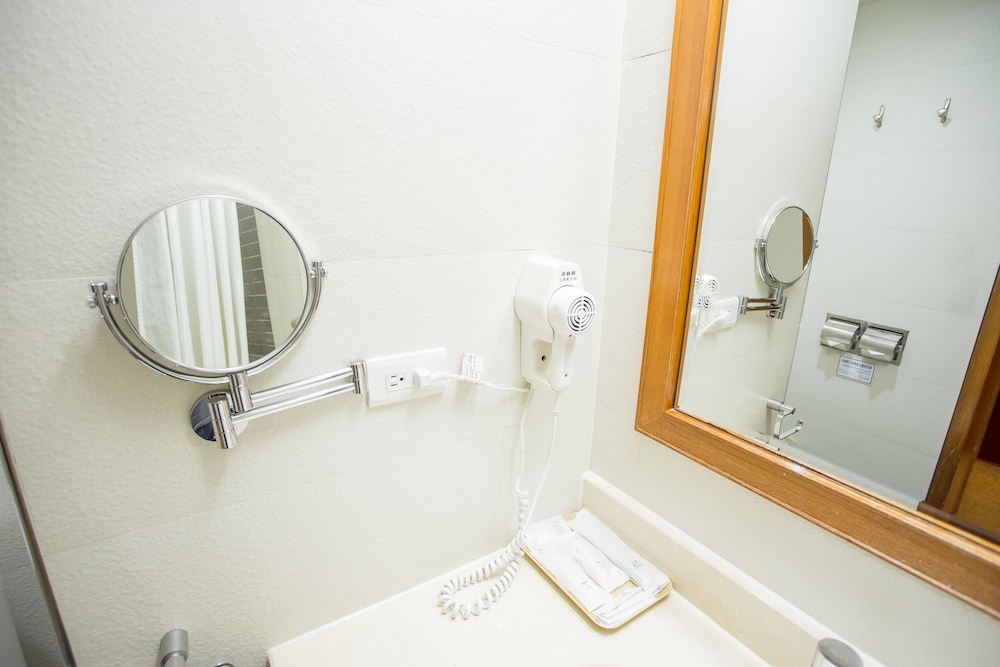 Standard Double Room - Photo 9