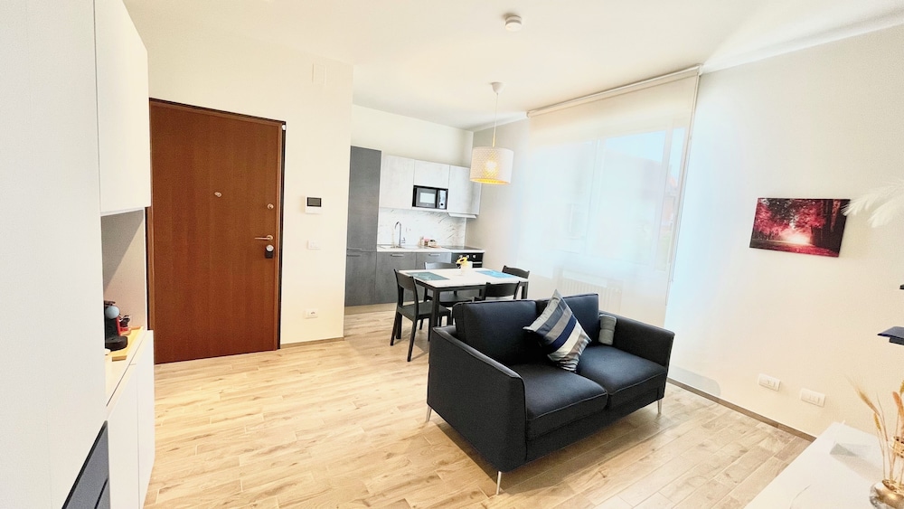 Comfort Apartment photo 1