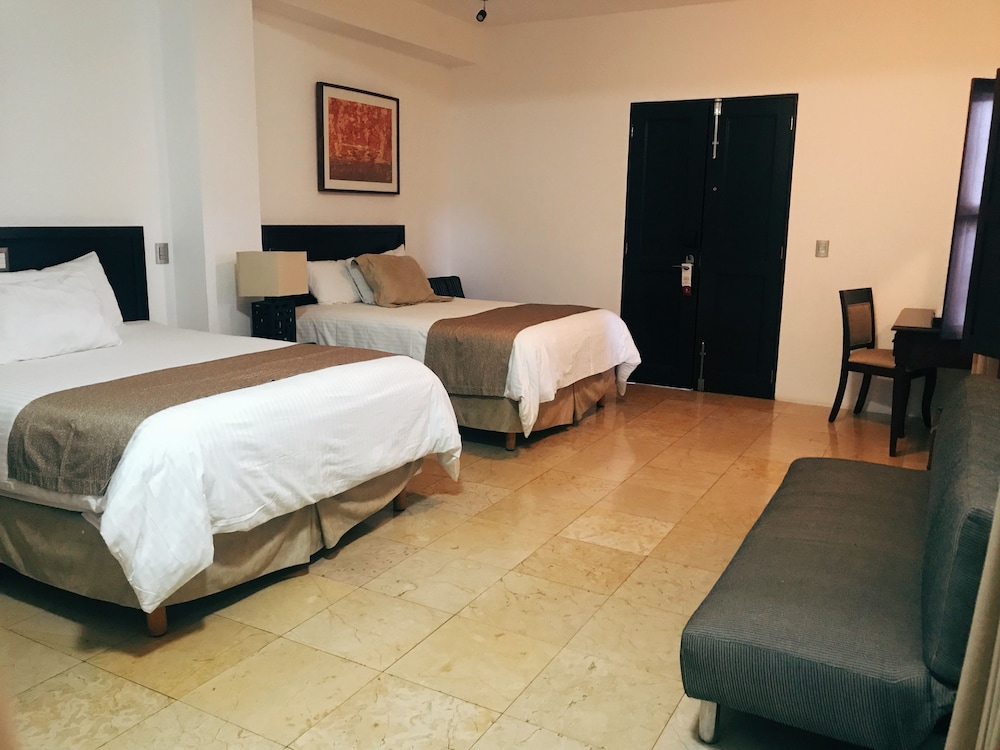 Family Suite, 2 Double Beds photo 1