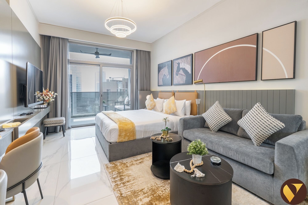 Luxury Apartment, Balcony, City View photo 2