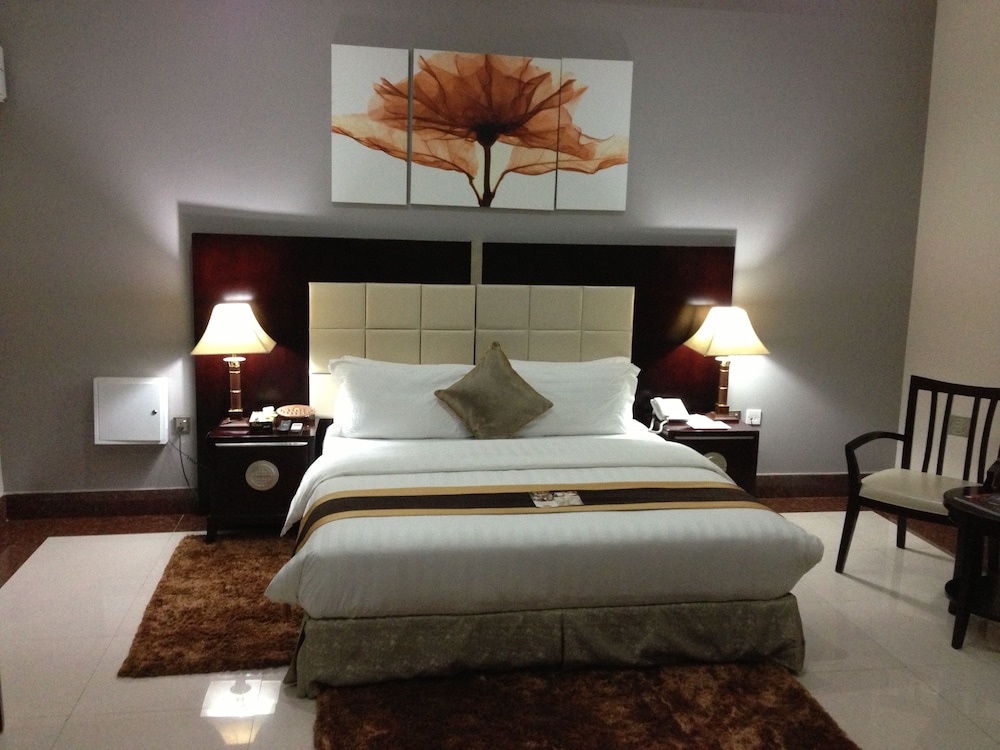 Business Suite photo 1
