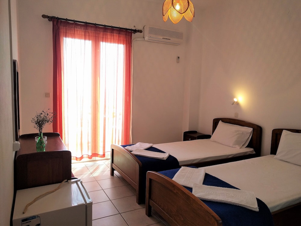 Single Room, Balcony, Sea View photo 1