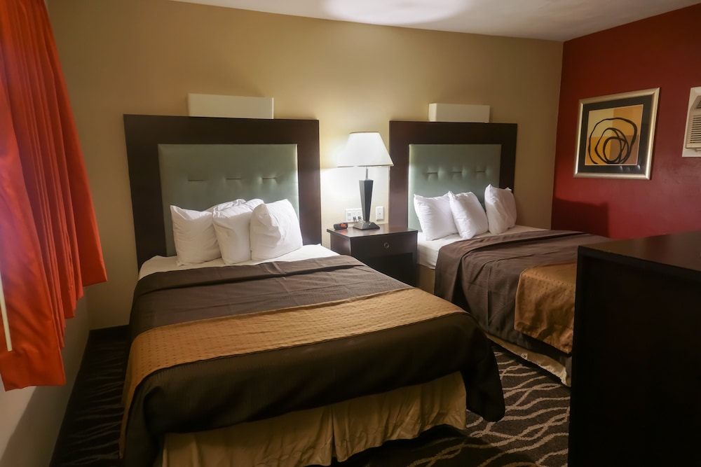 Deluxe Non Smoking 2 Double Beds Exterior Pool - Side Rooms photo 1