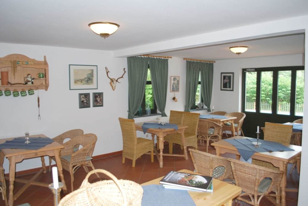 Apartment photo 3