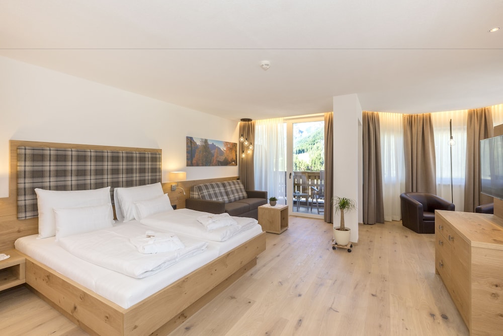 Deluxe Quadruple Room, 1 Bedroom (Turm) photo 1