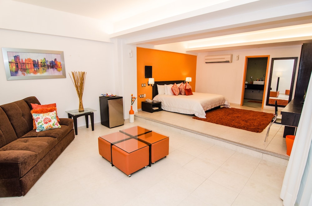 Standard Room, 1 King Bed photo 1
