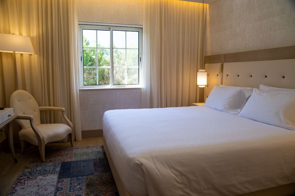 Premium Suite, Garden View - Photo 1