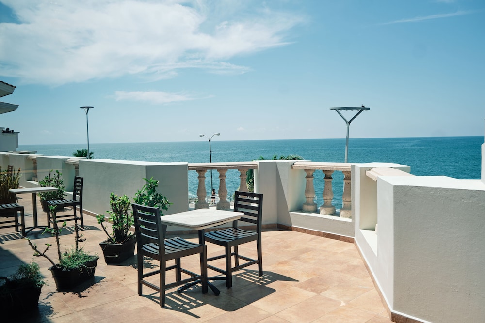 Deluxe Room, Ocean View (lety)