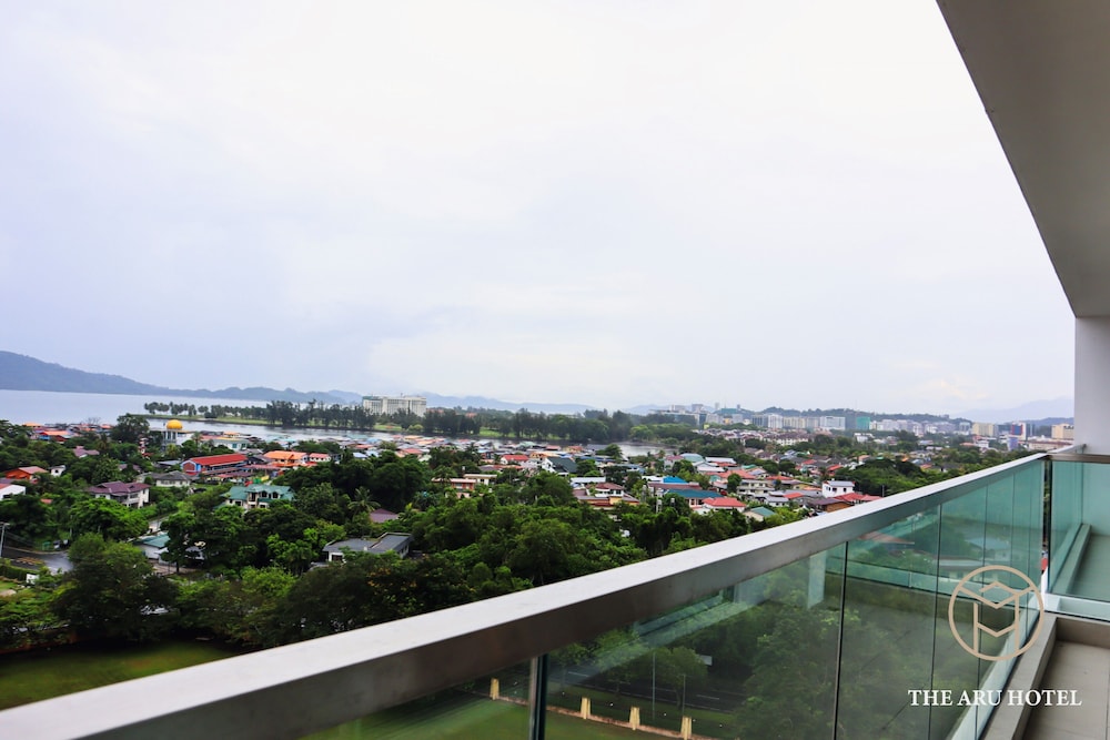 Penthouse with Sea View