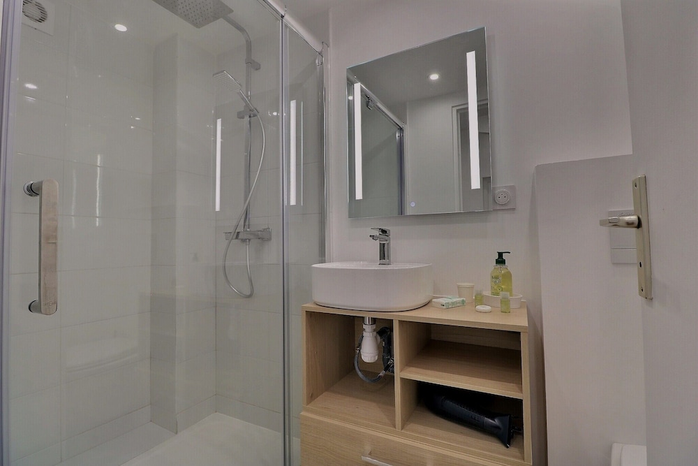 Business Apartment photo 2