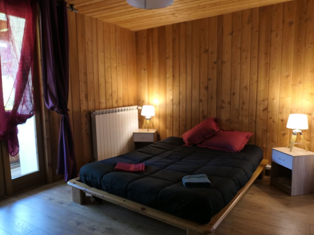 Comfort Apartment, Private Bathroom, Mountain View