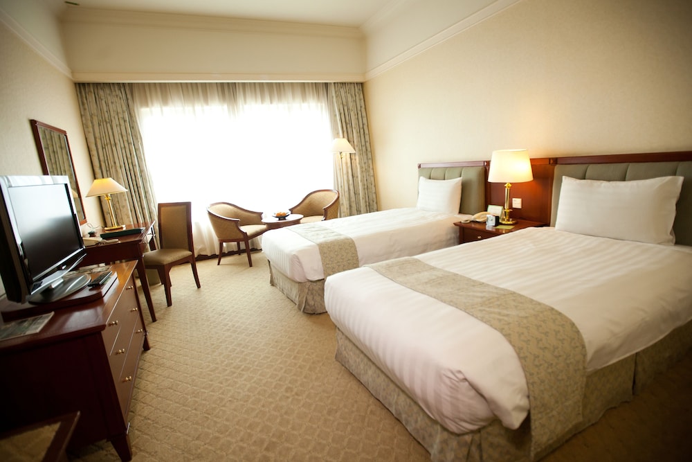 Deluxe Sea View Room (Twin Bed) - Photo 1