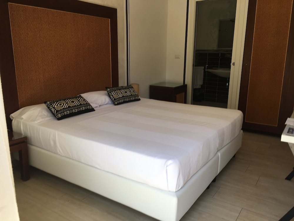 Single Room photo 1