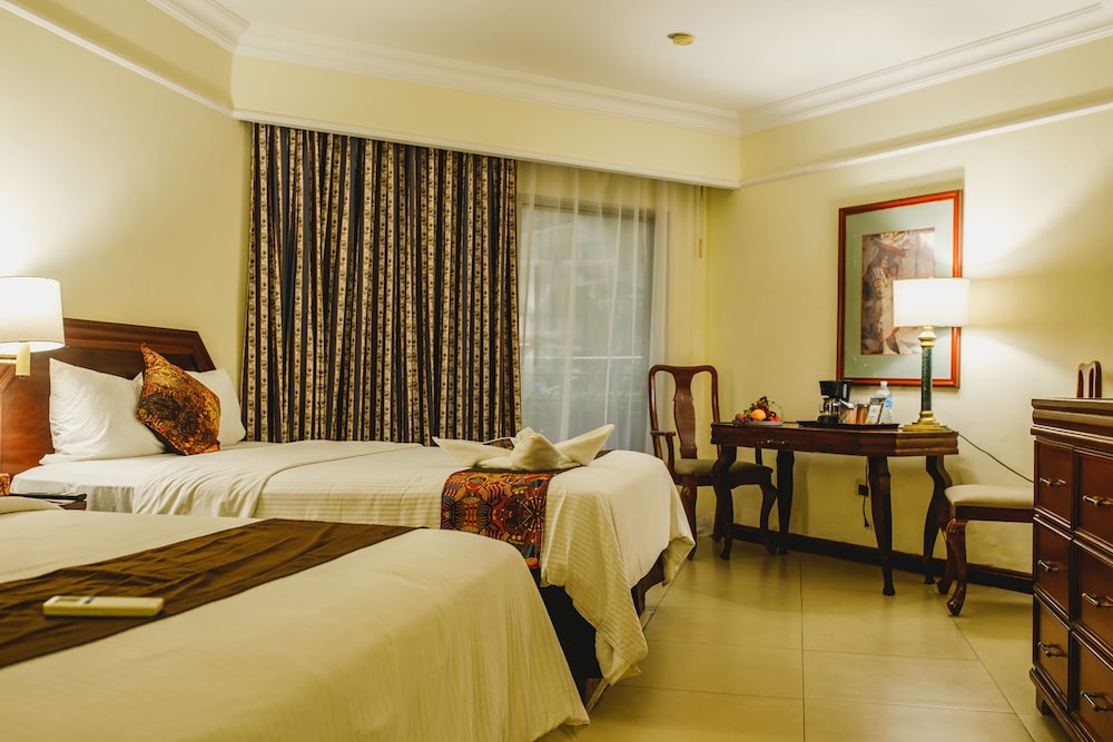 Superior Room, 2 Queen Beds - Photo 1