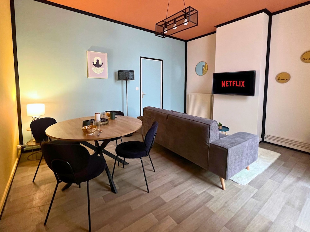 Apartment photo 1