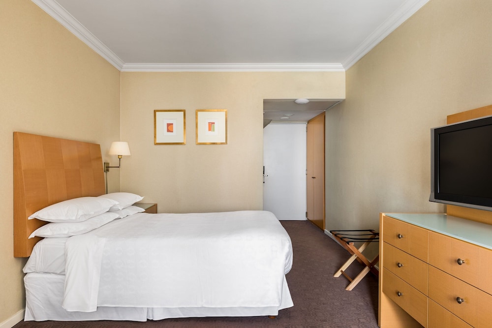 Club Room, 1 Queen Bed