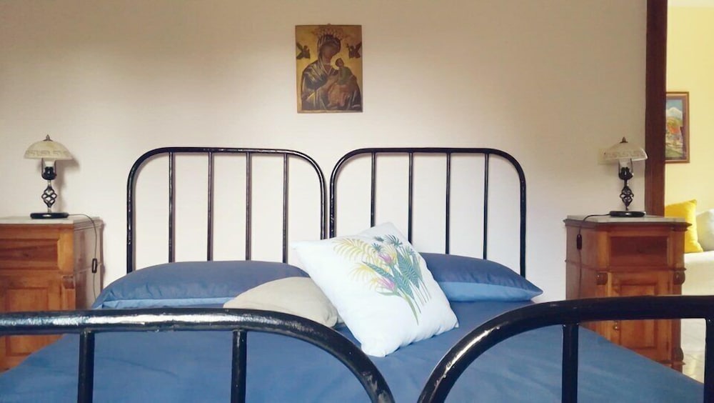 Basic Studio Suite, 2 Bedrooms photo 2