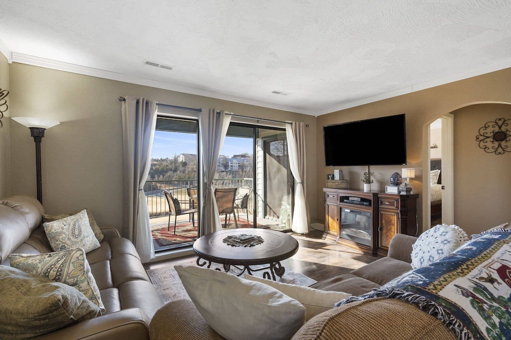 Condo, Multiple Beds, Fireplace, Golf View (Twedt's Retreat)