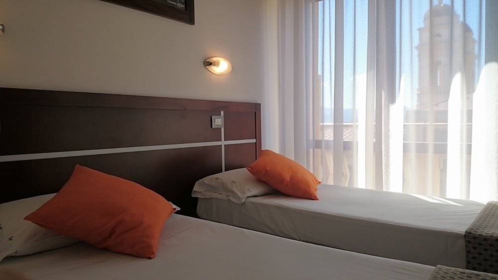 Camera Classic con letto matrimoniale o 2 letti singoli