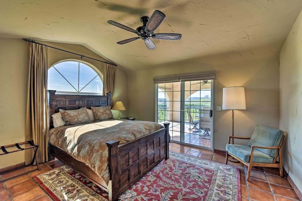 House (4 Bedrooms) photo 1