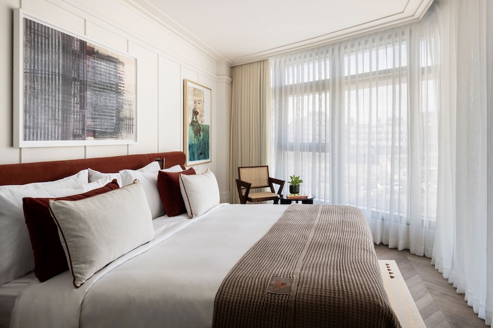 Superior Suite with Kitchen and Balcony photo 1