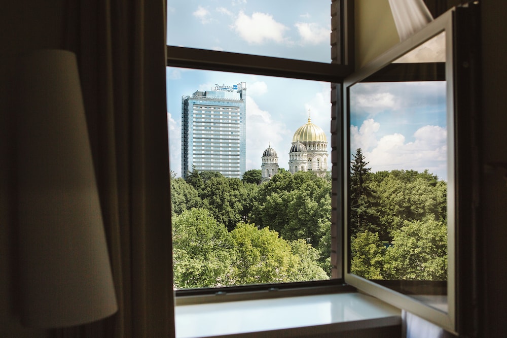 Premium Room - Photo 7