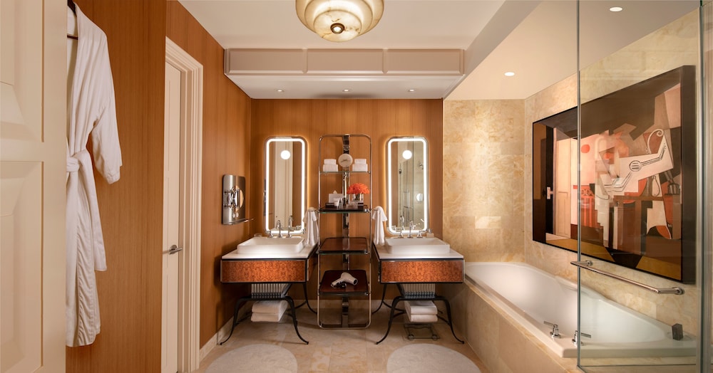 Wynn Panoramic View Two Queens - Photo 4