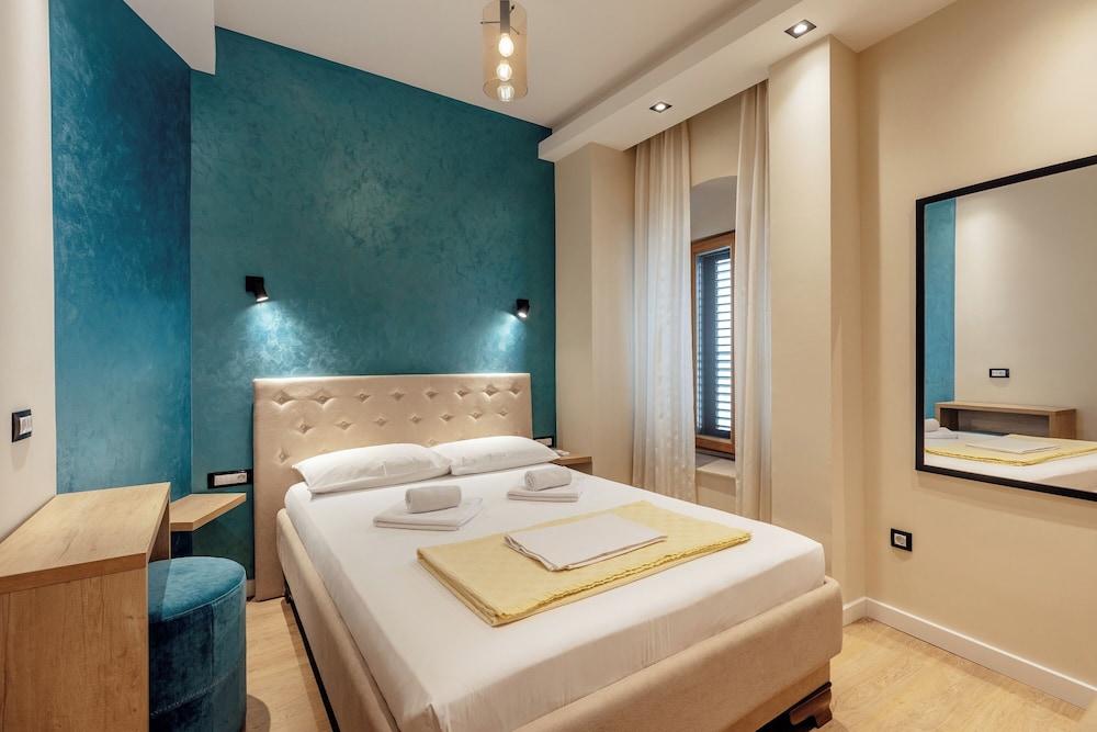 Deluxe Double Room - Photo 3