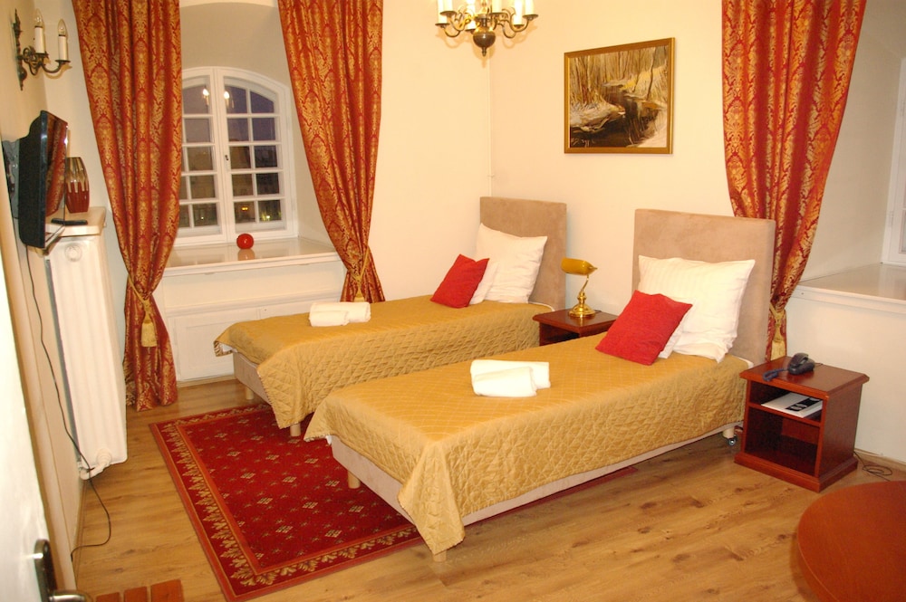 Standard Double or Twin Room, City View
