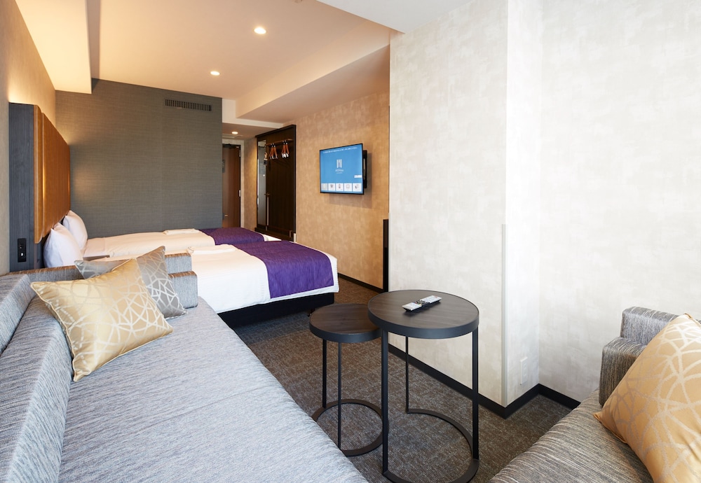 Deluxe Twin Room with Sofa bed and Extra bed, Non Smoking/Shuttle buses to Kinkakuji available! photo 3