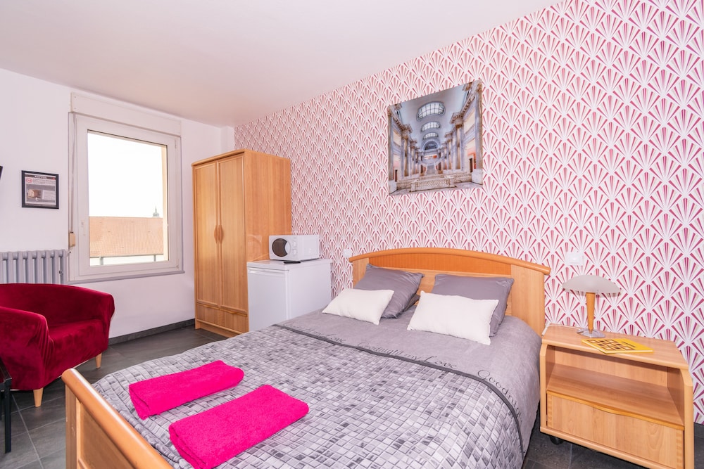 Stylish Classic Room - Photo 1