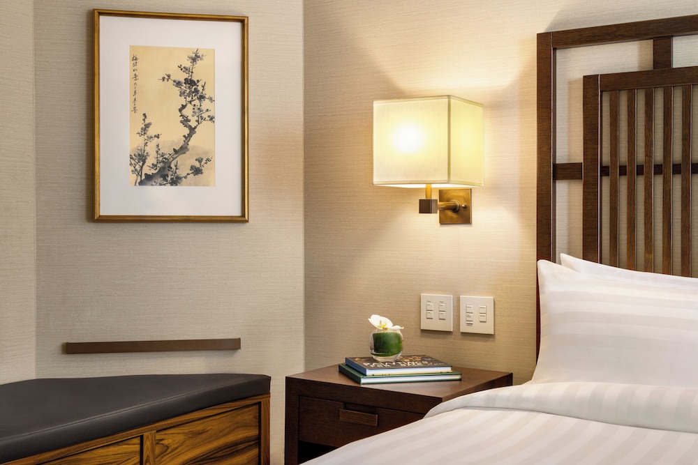 Suite, 1 Bedroom, Balcony
