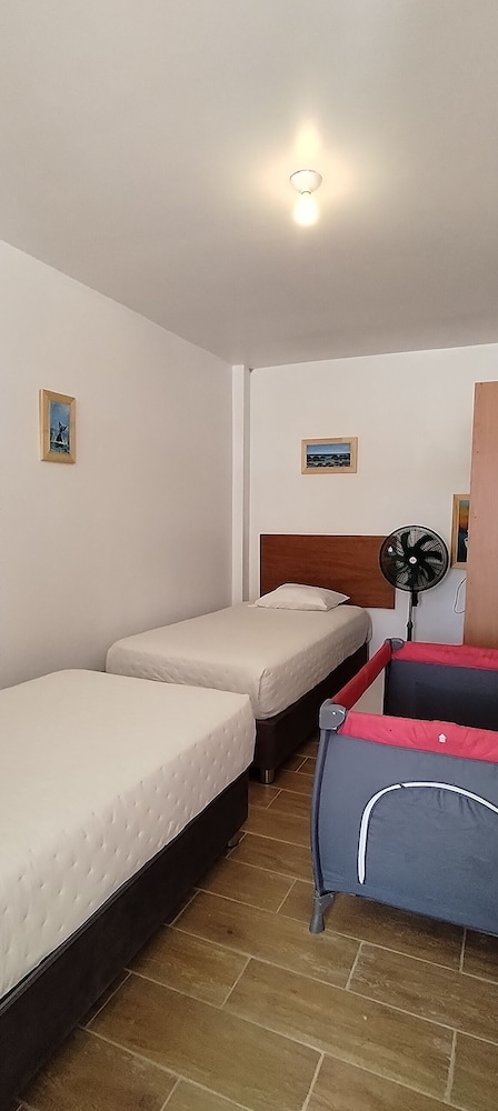 Premium House photo 3