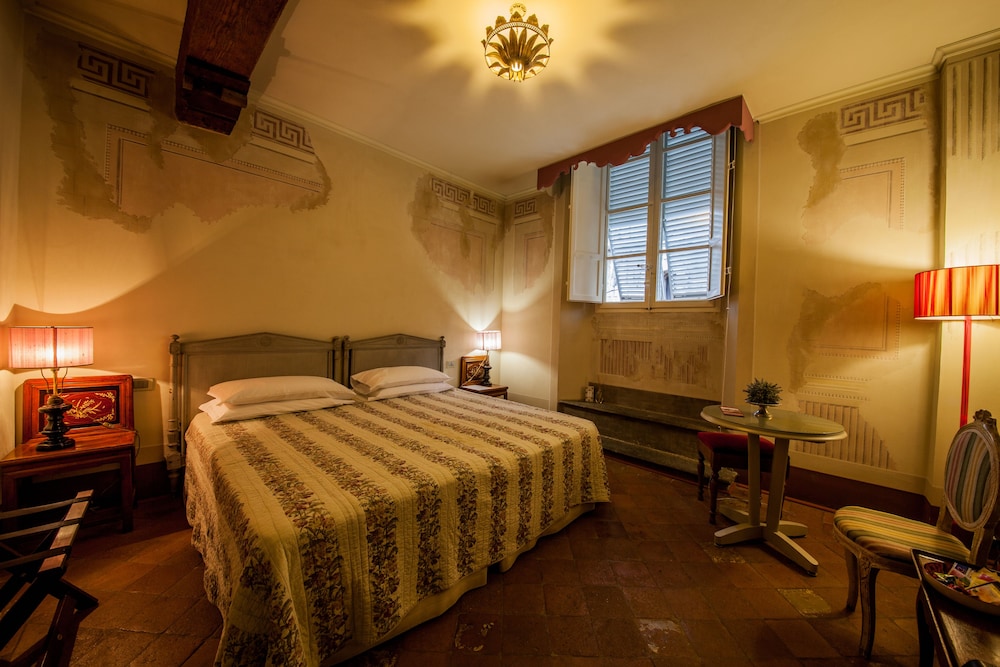 Room Rosa