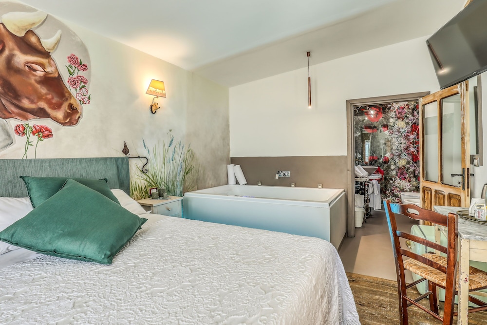 Luxury Double or Twin Room, Hot Tub