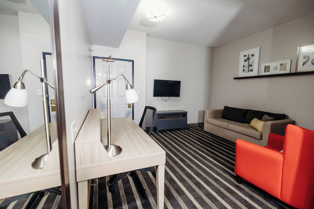 Deluxe Suite, 1 Bedroom, Non Smoking photo 3