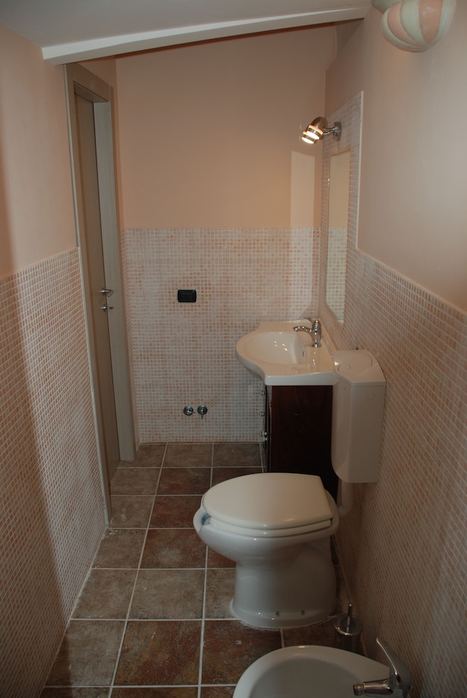 Double or Twin Room photo 3
