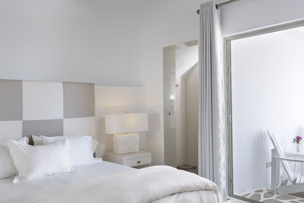 Superior Room, Partial Sea View - Photo 10