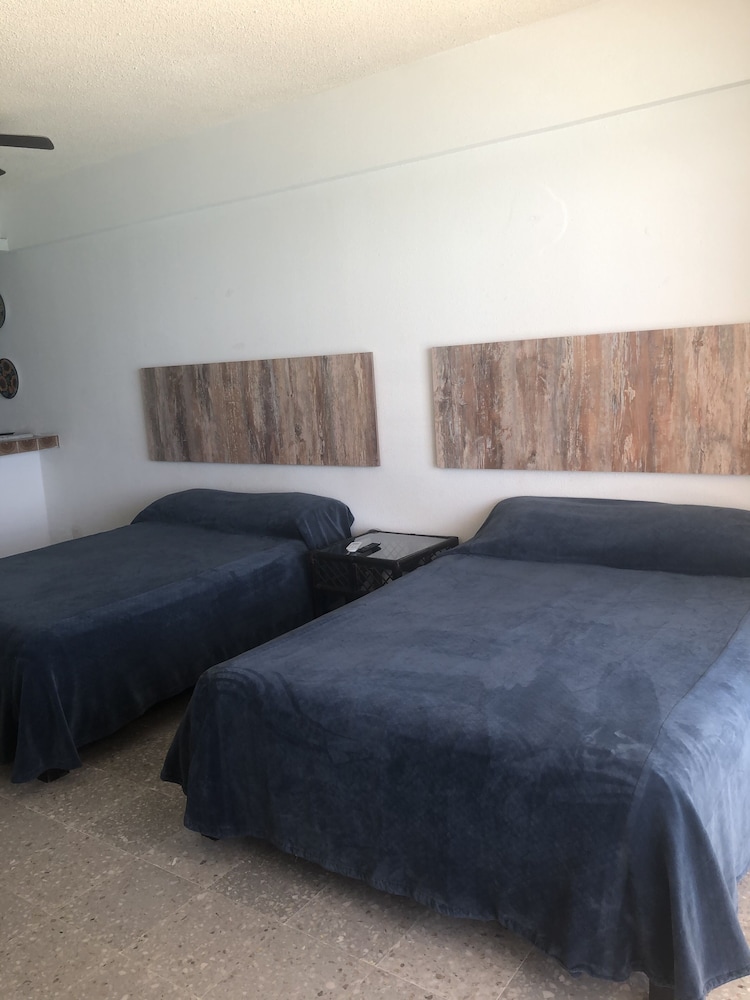 Classic Studio, Beach View photo 3