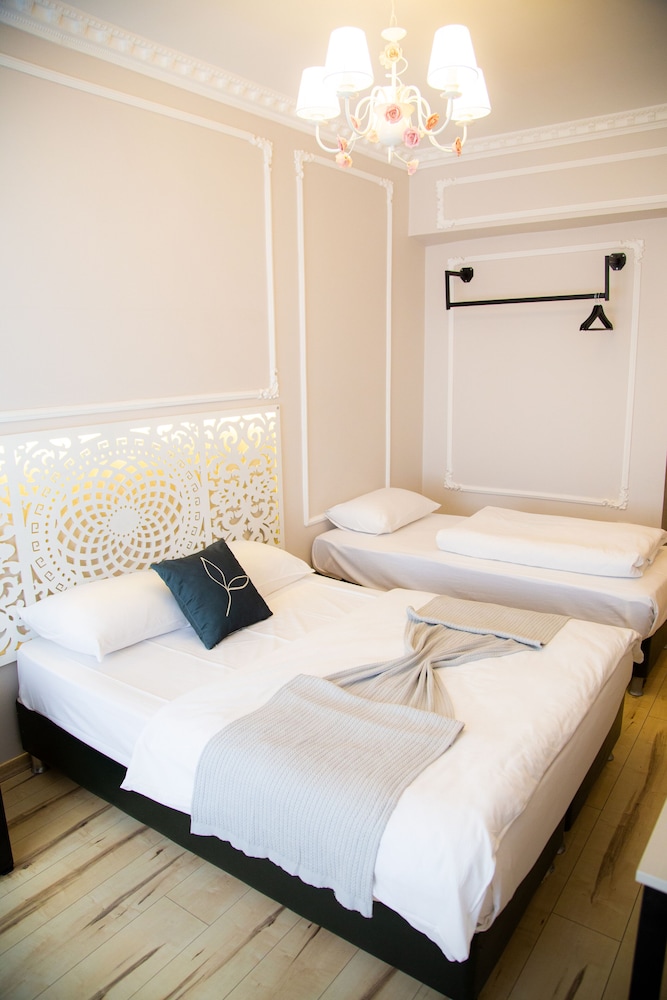 Standard Triple Room photo 3