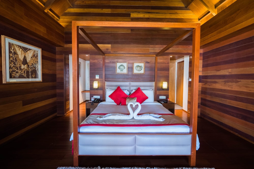 Andaman Bungalow - Photo 1