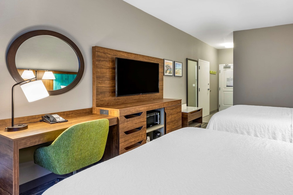 Room, 2 Queen Beds, Accessible - Photo 3