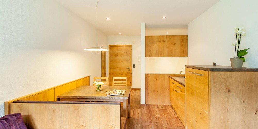 Apartment photo 1