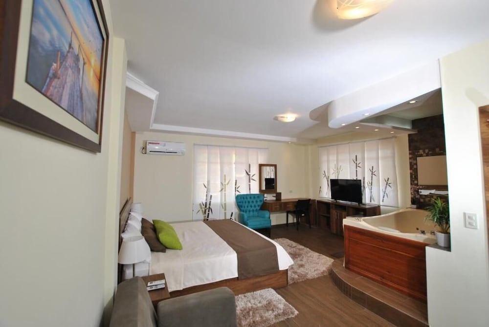 Superior Suite photo 3
