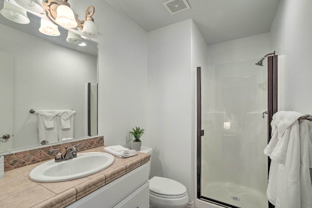 House (4 Bedrooms) photo 2