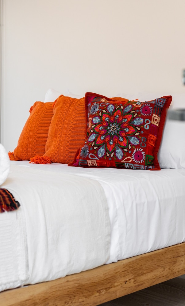Comfort Studio Suite, City View